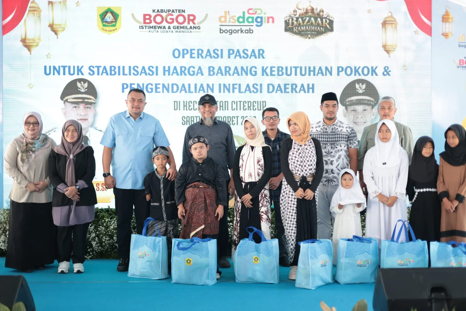 Bupati Bogor Rudy Susmanto menghadirkan program Bazar Ramadan Istimewa yang dirangkaikan dengan Gerakan Pangan Murah dan Operasi Pasar sebagai langkah Pemerintah Kabupaten Bogor dalam mengendalikan inflasi dan menjaga stabilitas harga kebutuhan pokok menj