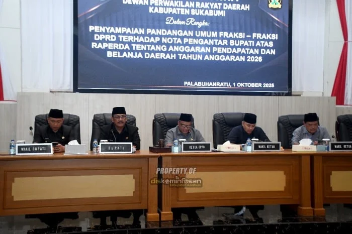 Bupati Sukabumi Asep Japar bersama Wakil Bupati Andreas menghadiri Rapat Paripurna DPRD.Ist