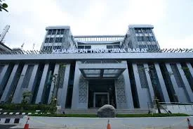 Langkah Kejati Jabar Tahan 4 Eks Pejabat Pemkot Bandung, Publik Apresiasi Gebrakan Kajati Katarina