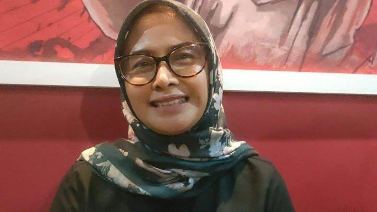 Citra Pitriyami, lanceukna Cakra Khan
