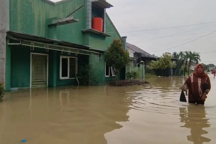 Banjir Rendam 22 Desa di Cirebon, 6.500 Lebih Warga Terdampak
