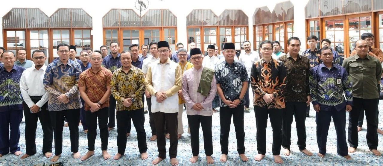 Kepala BPOM RI, Prof Dr Taruna Ikrar M Biomed Ph D, beserta jajaran memperingati Maulid Nabi Muhammad SAW.