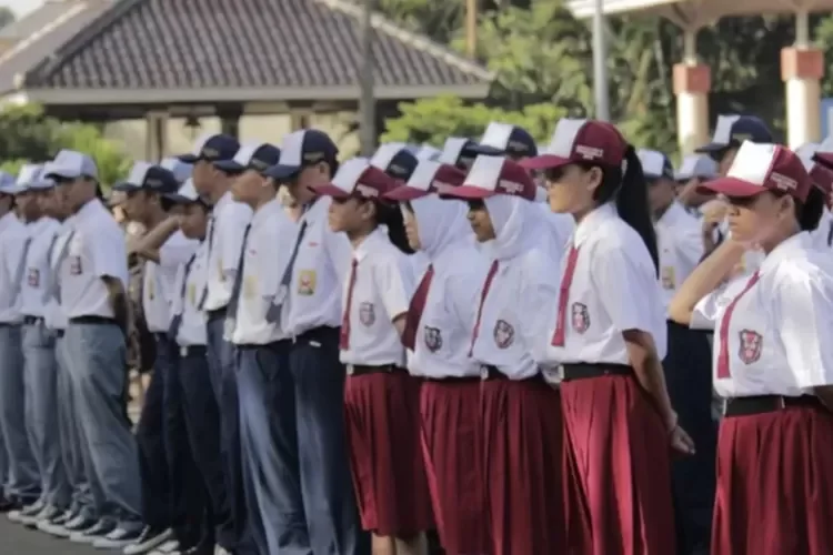 Kota Tasikmalaya Resmi Berlakukan Jam Masuk Sekolah Pukul 06.30 Sesuai Kebijakan Dedi Mulyadi