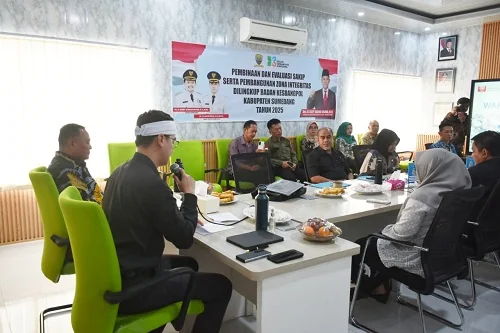 Wakil Bupati Sumedang Fajar mengapresiasi kinerja Kesbangpol.Ist