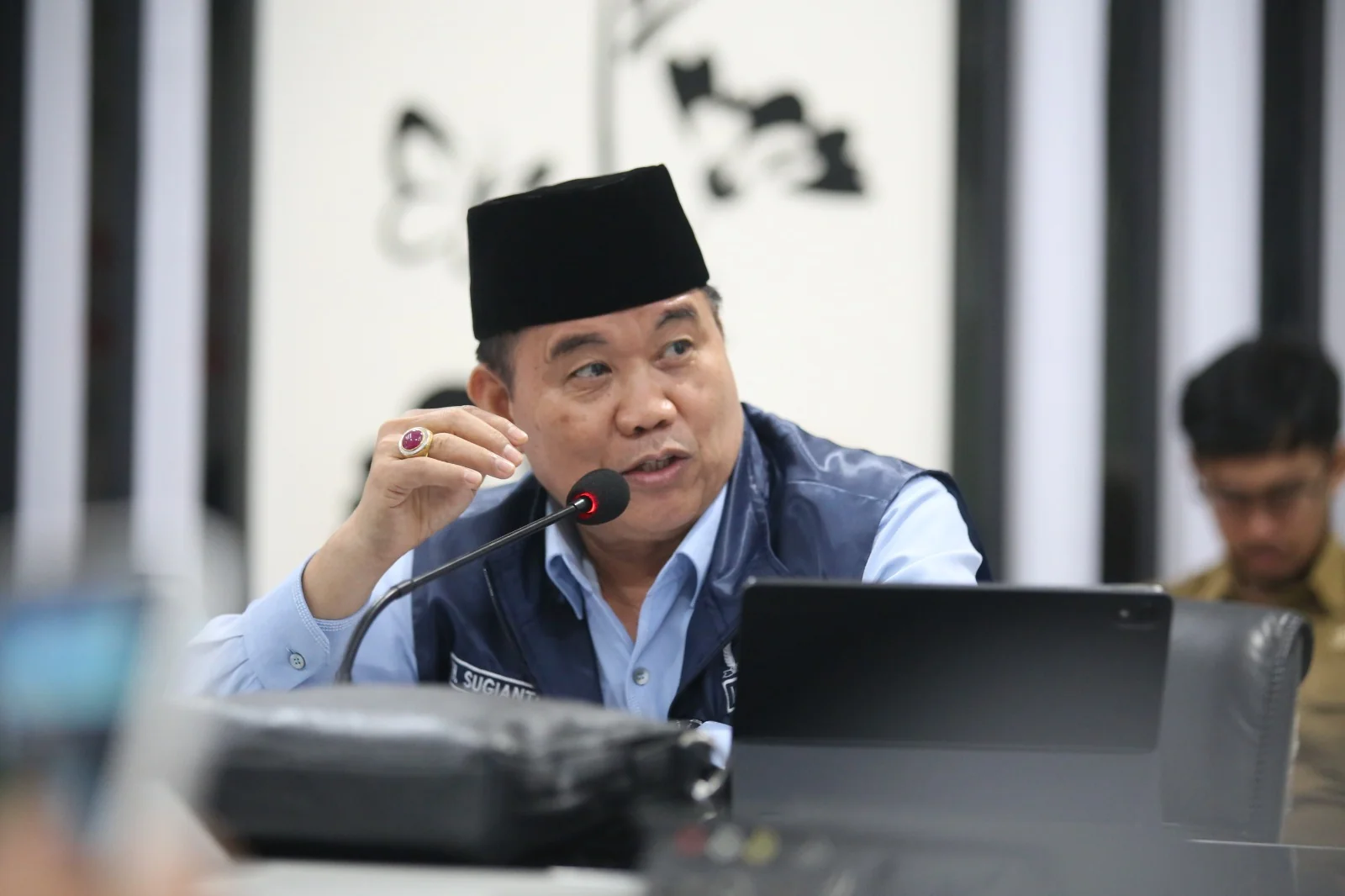 Ketua Badan Pembentukan Peraturan Daerah (Perda) atau Bapemperda DPRD Provinsi Jawa Barat, Sugianto Nangolah di Kota Bandung, Selasa (25/2/2025).