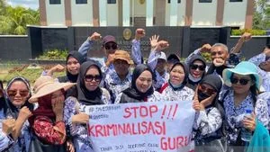 SPMB 2025 Jabar: Dedi Mulyadi Larang Orang Tua Siswa Kriminalisasi Guru