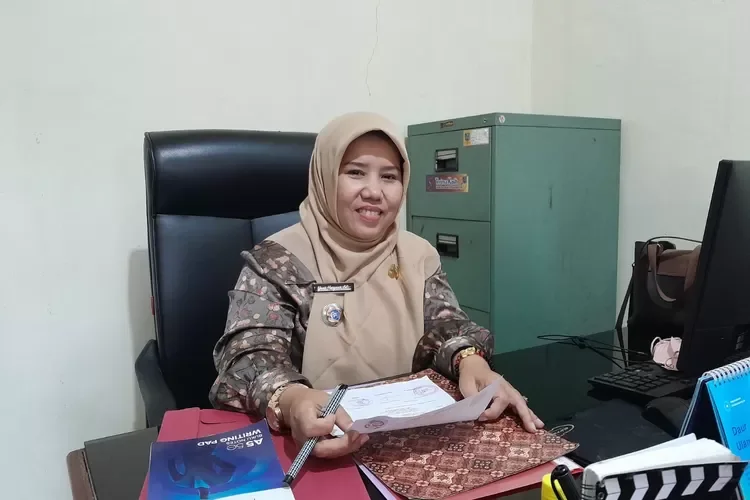 Lurah Serua, Yanti Heryanti. (Foto : dok.narasumber)
