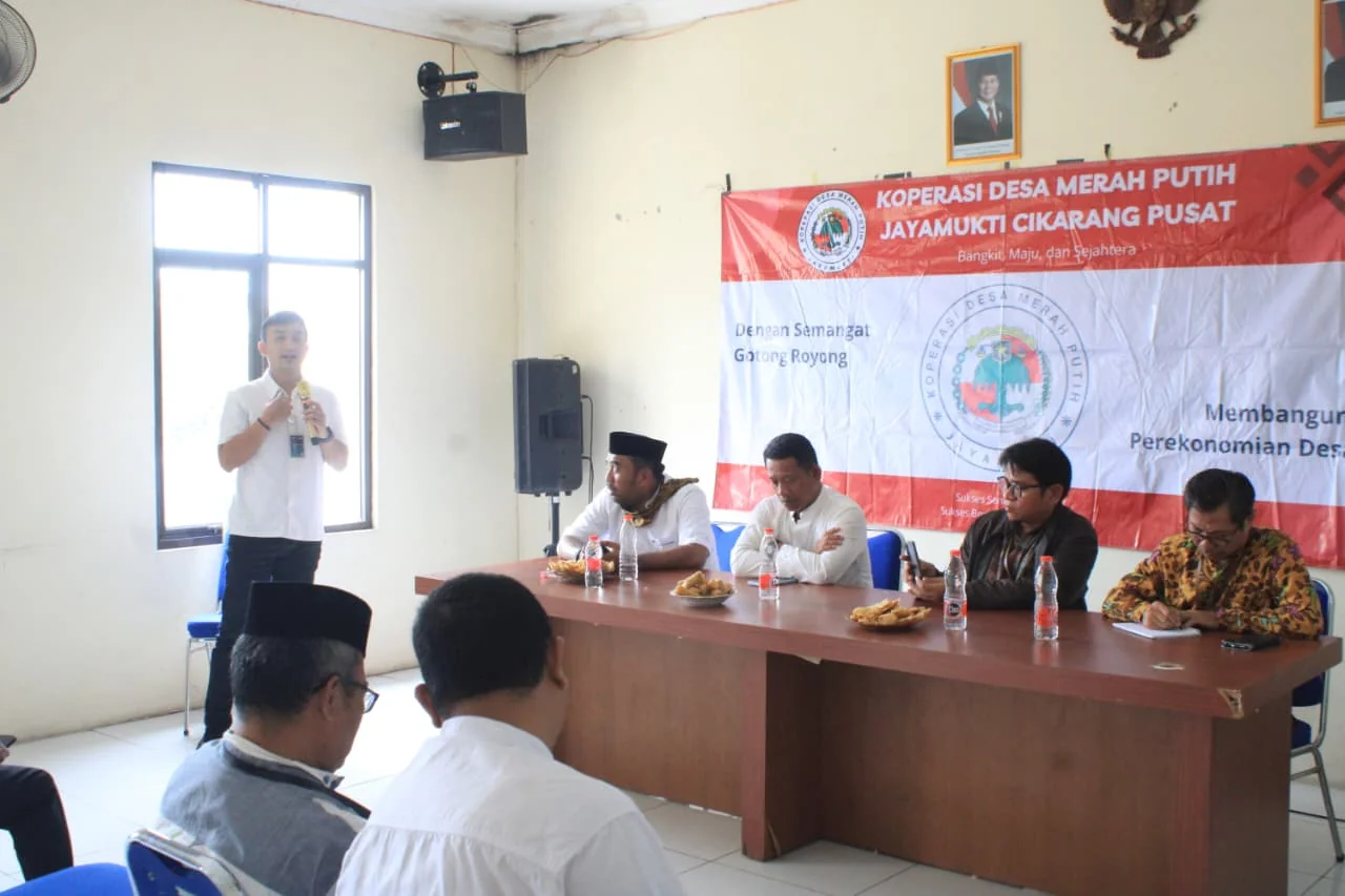 Kepala Dinas Koperasi dan UKM Kabupaten Bekasi,Hasan Basri.Ist