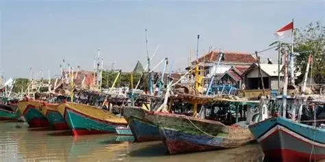 Krisi BBM, Ratusan Nelayan Cirebon Berhenti Melaut