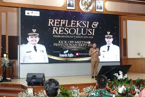 Bupati Sumedang Dony Ahmad Munir menyampaikan bahwa refleksi dan resolusi pembangunan tidak boleh bersifat seremonial, melainkan harus berdampak, bermanfaat, dan bermakna bagi masyarakat.Diskomimfosanditik