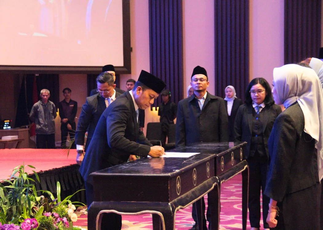 Kepala Kantor Wilayah Kemenkum Jawa Barat, Asep Sutandar, yang memberikan arahan tegas mengenai marwah, integritas, dan tanggung jawab hukum profesi notaris di tengah dinamika masyarakat saat ini.Dok-Humas Kemenkum Jabar