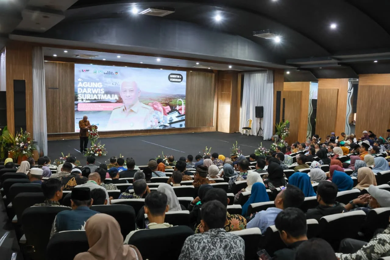 Asisten Sekretaris Daerah Bidang Perekonomian dan Pembangunan, Dr. H. Agung Suriatmadja, M.Kes, mewakili Bupati Purwakarta.Ist