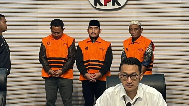 KPK Jerat Bupati Bekasi dan Ayahnya Tersangka Suap Ijon Proyek Rp 9,5 Miliar