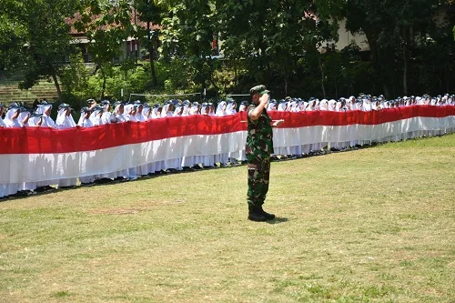 Panglima Komando Daerah Militer (Pangdam) III/Siliwangi  Mayjen TNI Kosasih menjadi pembina upacara.Ist