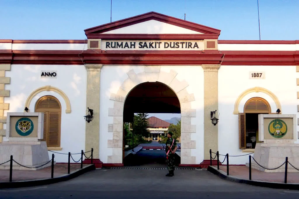 RS Dustira menjadi saksi perubahan Kota Cimahi sebagai komando militer Belanda.