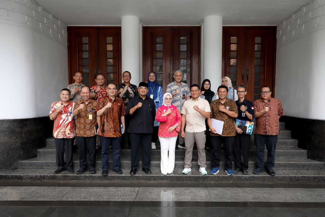 Wali Kota Bandung, Muhammad Farhan sempat memaparkan sejumlah tantangan besar yang tengah dihadapi Kota Bandung.Ist