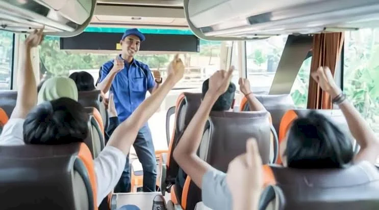 Wali Kota Bandung, Farhan: Sekolah di Bandung Boleh Study Tour Asal Bukan Penilaian Akademik