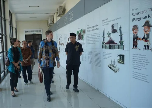 Duta Besar Estonia untuk Indonesia H. E Veikko Kala dan Deputy Head Off Mission Estonian Embassy in Singapore mengunjungi Sumedang dan diterima di Pusat Pemerintahan Sumedang (PPS), Jumat (5/6/2026).Dok-Diskominfosanditik Sumedang