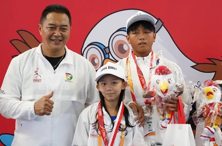 M. Idan Afandi dan Theradina Audria Lie, Torehkan Prestasi Gemilang Dalam Peparpenas XI.Ist