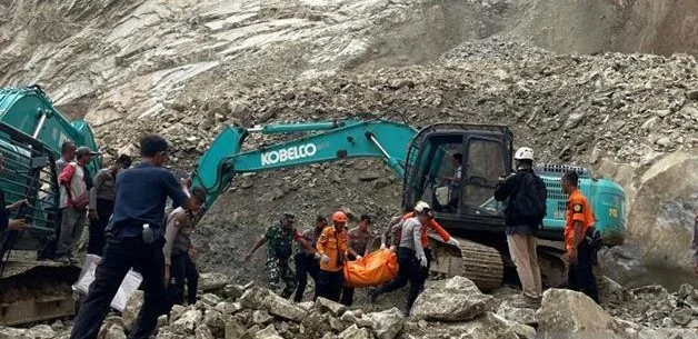 Pergerakan Longsor Masih Terjadi di Tambang Gunung Kuda Cirebon, Status Masih Berbahaya