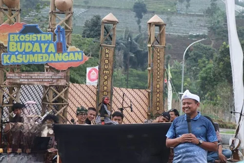 Bupati Sumedang Dony Ahmad Munir Mengajak Masyarakat Dibulan Ramadan Ini di Isi dengan Kegiatan Positif.Dok-Diskominfosanditik Sumedang