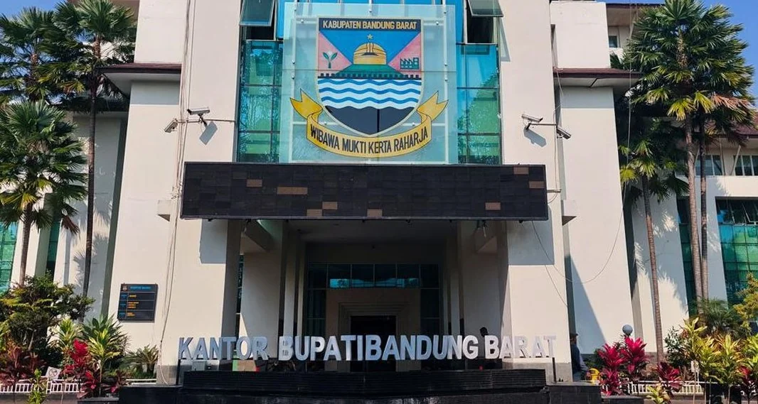 Bupati Bandung Barat Terbitkan Edaran, Larangan ASN Praktik di Luar Saat Jam Kerja