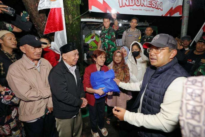 Wali Kota Bandung, Muhammad Farhan, menyambangi Kelurahan Merdeka Kecamatan Sumur Bandung.Ist