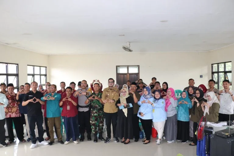 Wakil Wali Kota Sukabumi Bobby Maulana ketika membuka Musrenbang Kelurahan Nyomplong.Ist