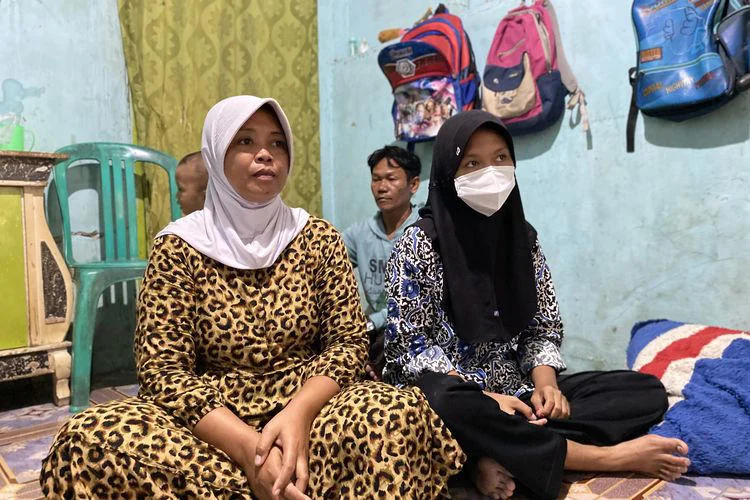 ANS, Siswa SMK ti Indramayu, Perjuangan Gajih Rp 4.000, Cita-cita Jadi Pramugari, Tunggakan Rp 4,9 Juta Dihapus