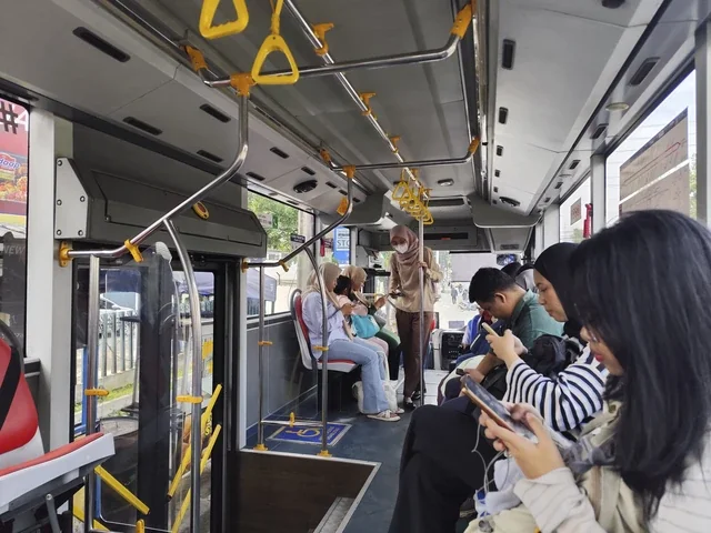 Penjelasan Dishub Jabar soal Armada Bus Metro Jabar Trans Jadi Lebih Kecil