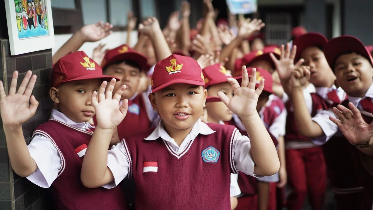Wali Kota Bandung, Muhammad Farhan menegaskan komitmennya untuk memberantas praktik jual beli kursi dalam pelaksanaan Sistem Penerimaan Murid Baru (SPMB) 2026.Dok-Diskominfo Kota Bandung