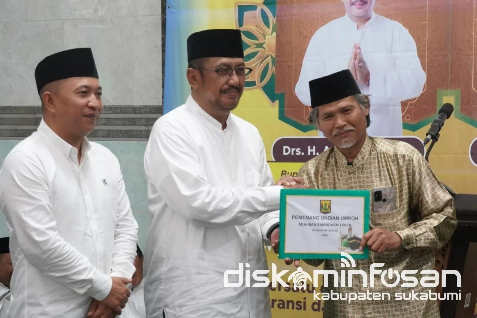 Bupati Sukabumi Asep Japar  dan Wakil Bupati Andreas, Sekretaris Daerah Ade Suryaman, Forum Koordinasi Pimpinan Daerah (Forkopimda), serta kepala perangkat daerah menghadiri kegiatan Muhibah Ramadan 1447 Hijriah di Masjid Besar Assalam, Jalan Raya Karangt