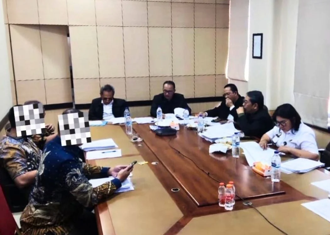 Kepala Divisi Pelayanan Hukum, Hemawati BR Pandia, memimpin langsung jalannya rangkaian kegiatan bersama jajaran Anggota MPWN Jawa Barat dan sekretariat.Dok-Humas Kemenkum Jabar