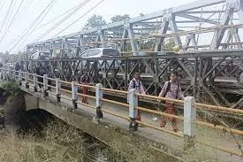 Bupati Bandung Kecewa,  Ancam Ambil Alih Kerusakan Jembatan Sasak Geulis
