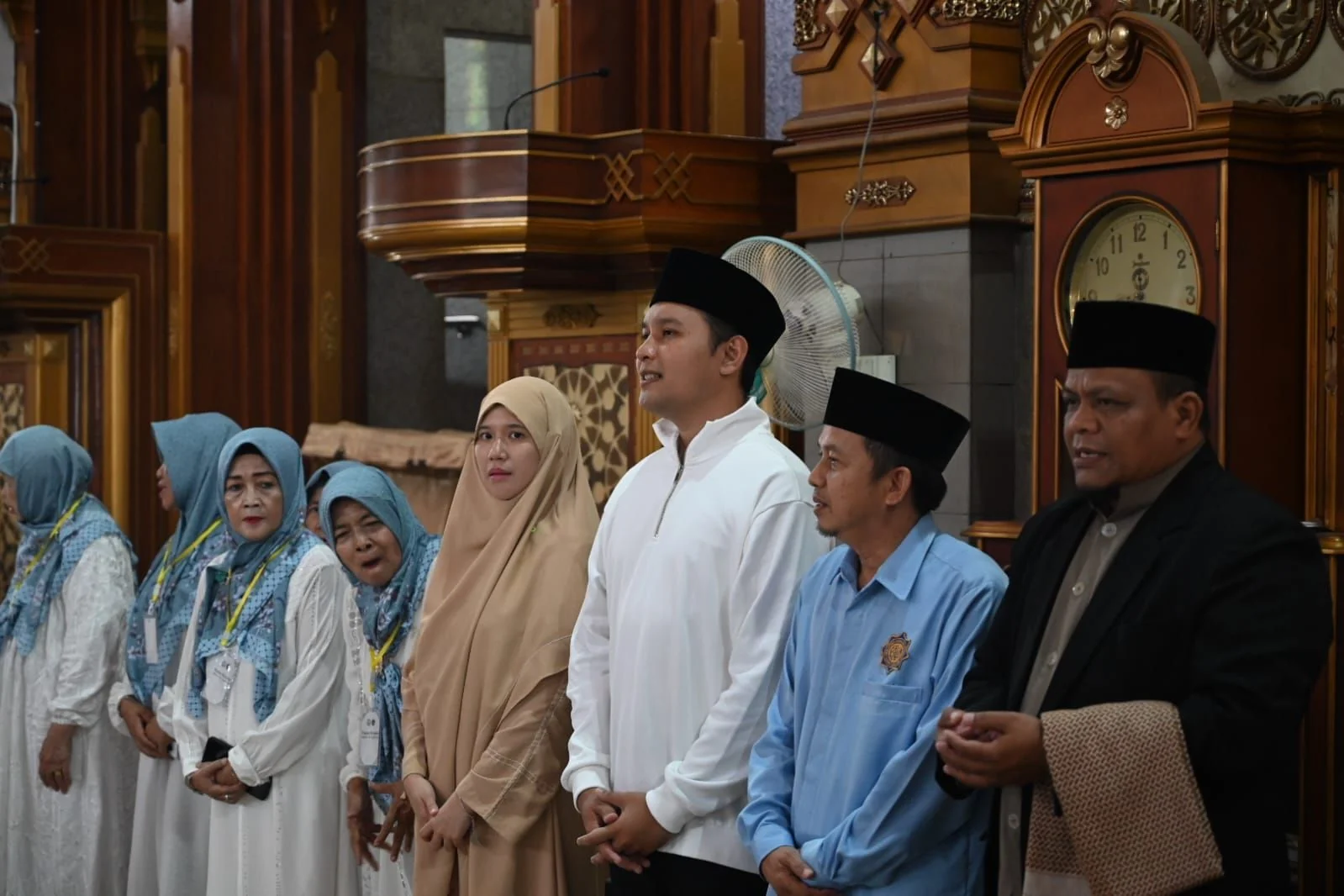 Bupati Cianjur, dr. Wahyu, didampingi Ketua TP PKK Kabupaten Cianjur, dr. Najmah,.Ist
