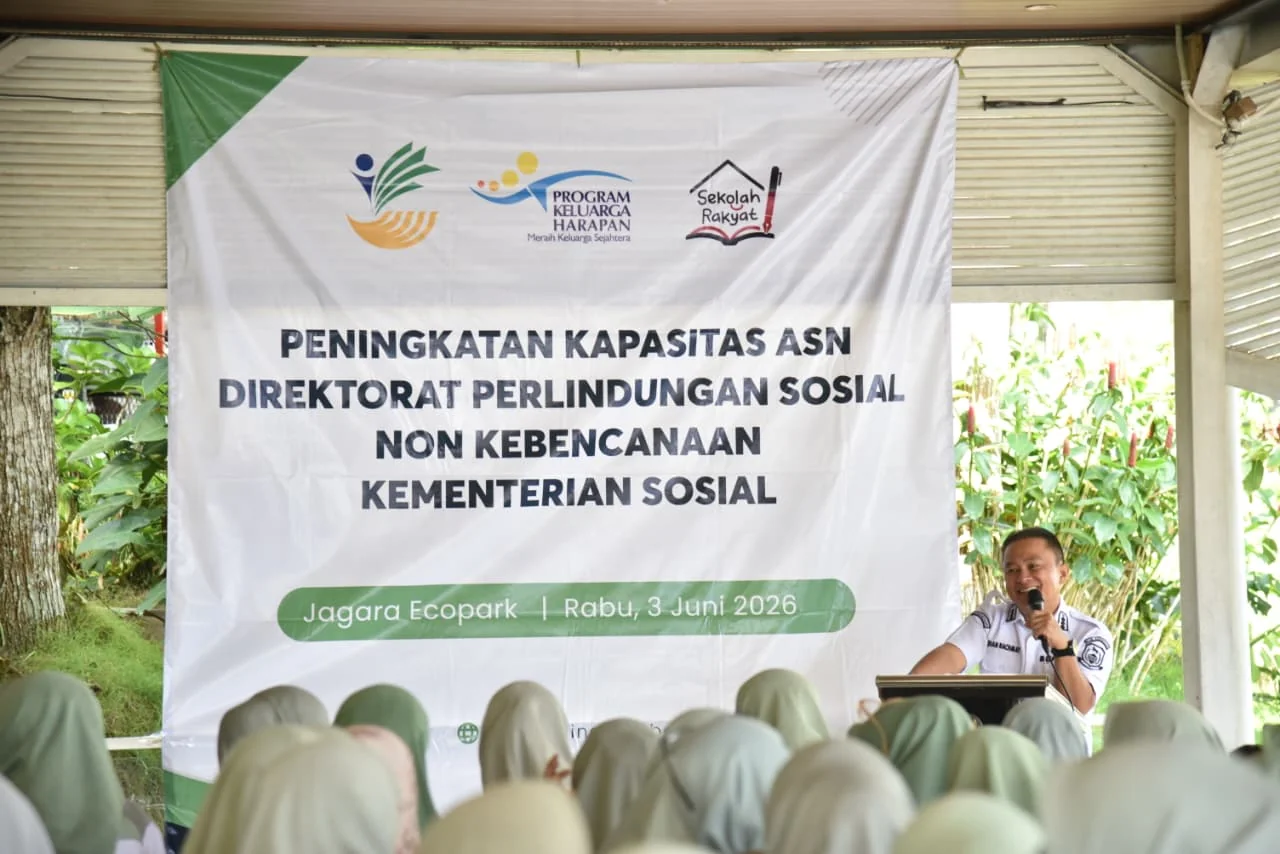 Bupati Kuningan Dr. H. Dian Rachmat Yanuar, M.Si., yang mendorong SDM Program Keluarga Harapan (PKH) untuk terus memperkuat validitas data sosial sekaligus menyukseskan Program Sekolah Rakyat.Dok-Diskominfo Kuningan