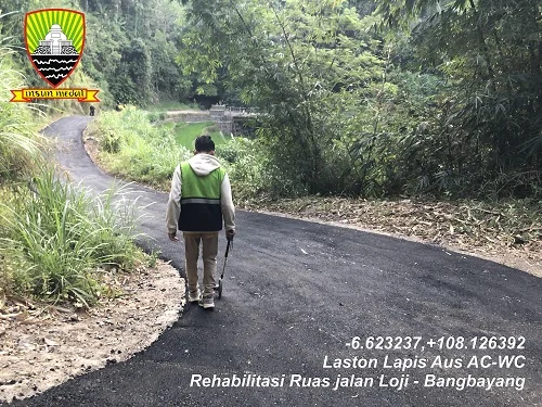 Bupati Sumedang Dony Ahmad Munir menyebutkan jalan kabupaten yang berada di Situraja tahun 2026 dalam kondisi mantap sudah mencapai 89 persen.Dok-Diskominfosanditik Sumedang