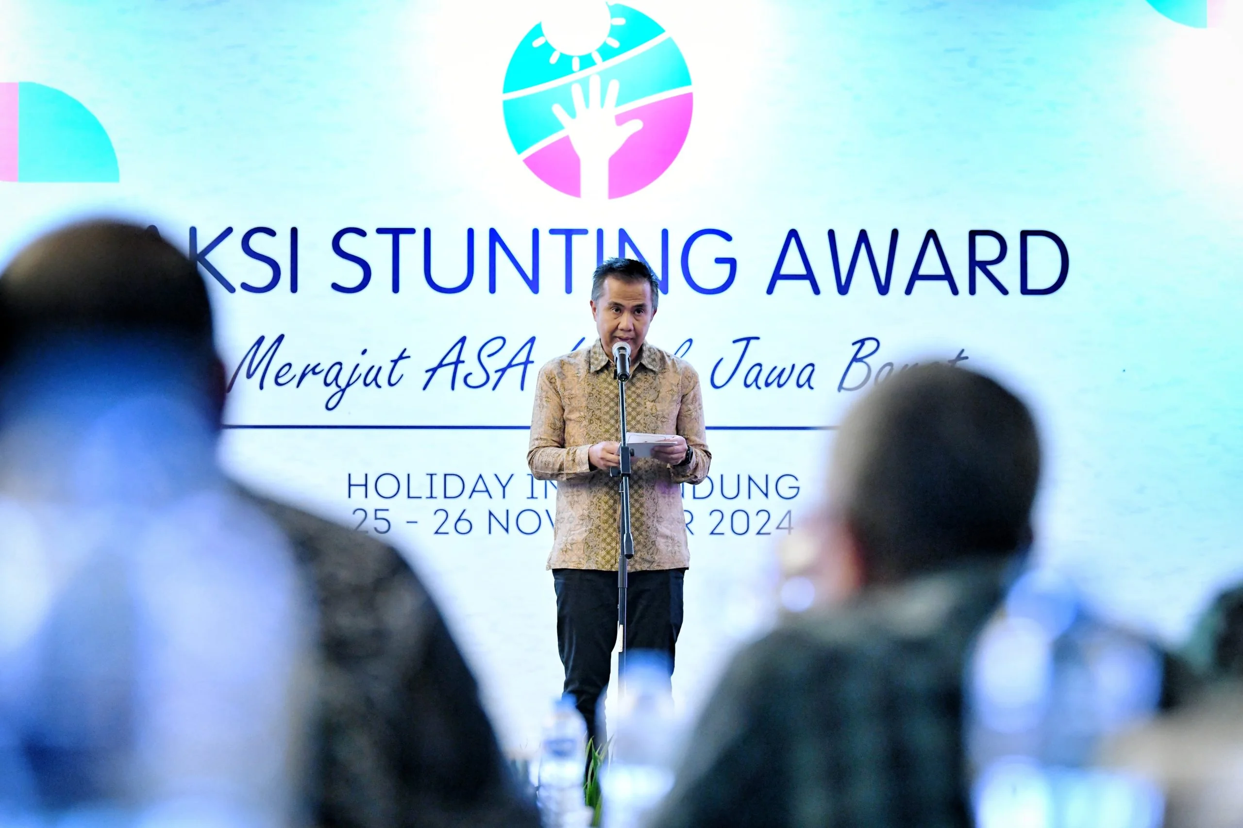 Penjabat Gubernur Jawa Barat Bey Machmudin menghadiri acara Aksi Stunting Award (ASA) di Hotel Holiday Inn, Kota Bandung,(Dok-Humas Jabar)