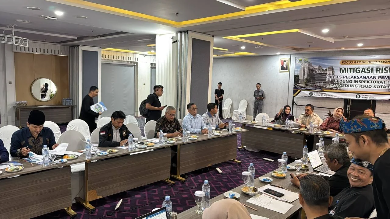 Pimpinan dan Anggota DPRD Kota Bandung mengikuti FGD membahas Persiapan Pembangunan Gedung Inspektorat Daerah dan Gedung RSUD Kota Bandung, di Hotel Shakti Bandung.Dok-Humas DPRD Kota Bandung