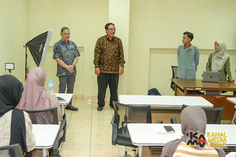 Kunjungan-Dirjen-Pemberdayaan-KP2MI-DT3-768x512