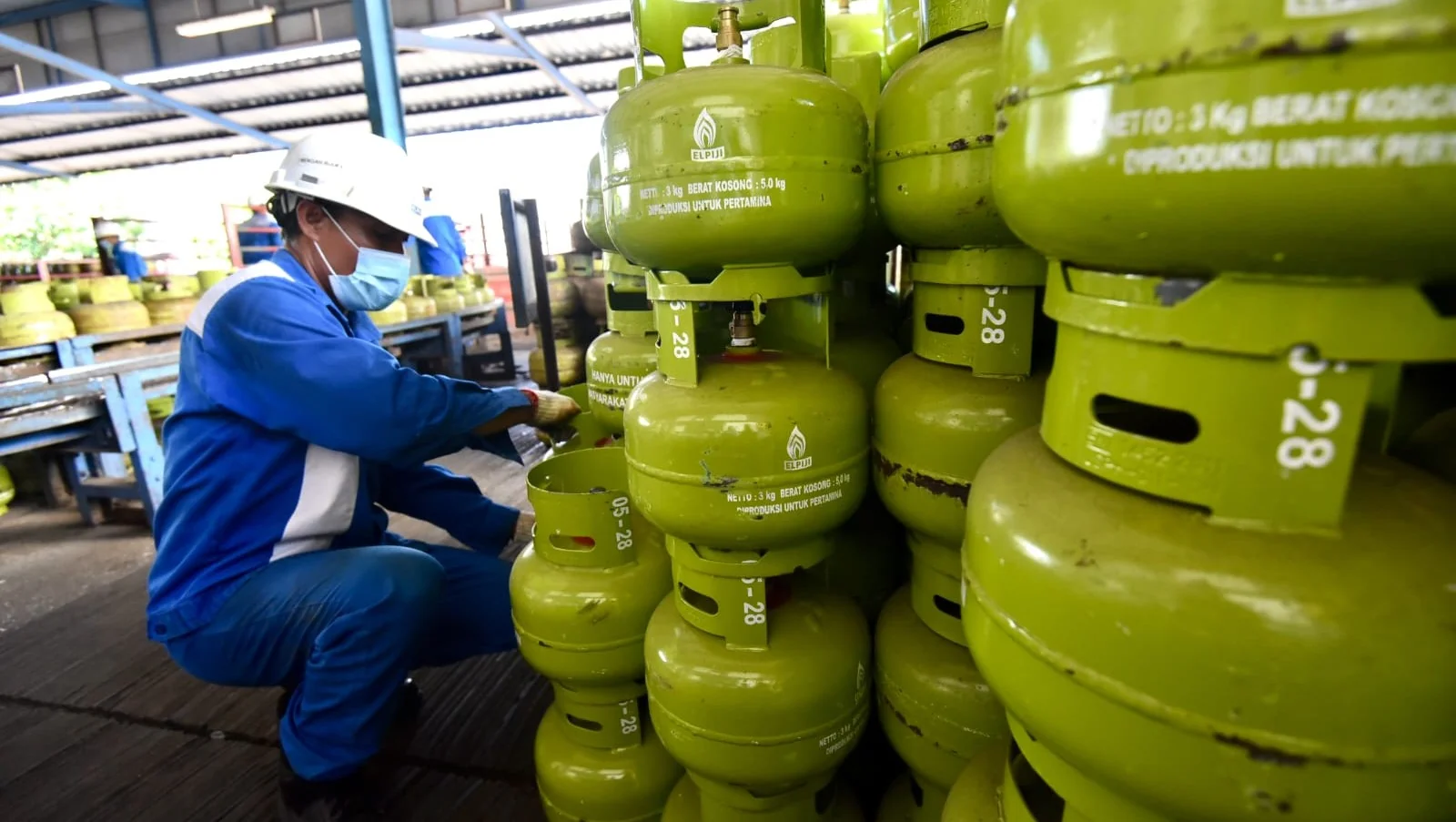 Kelangkaan gas elpiji 3 kilogram di sejumlah daerah di Jabar.