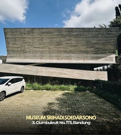 Museum yang sekaligus menjadi tribute terhadap perjalanan lukis sang maestro dibangun di bekas halaman rumah almarhum di Jalan Ciumbuleuit No. 173, Bandung.Ist