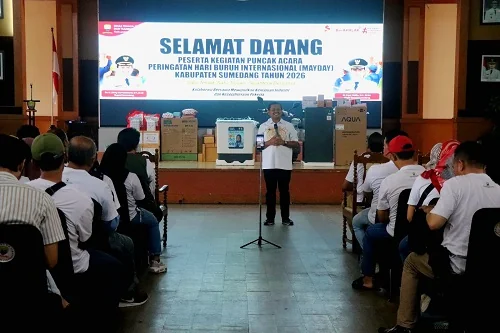 Bupati Dony Ahmad Munir menyampaikan apresiasi kepada seluruh buruh di Kabupaten Sumedang yang telah memperingati Hari Buruh Internasional dengan aman, damai, lancar dan tertib.Dok-Diskominfosanditik Sumedang