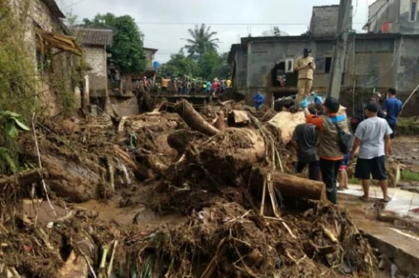 BPBD Provinsi Jawa Barat sudah menyelesaikan sembilan dari 39 kecamatan terdampak bencana di Kabupaten Sukabumi.