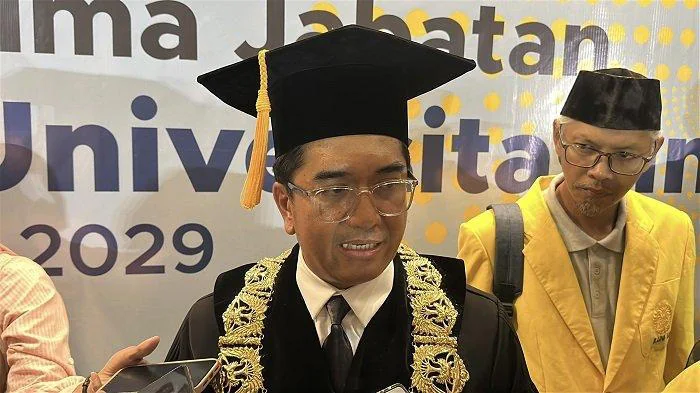 Prof Heri, Rektor UI, Nyentak jadi "Zionis" dina Wisuda Mahasiswa