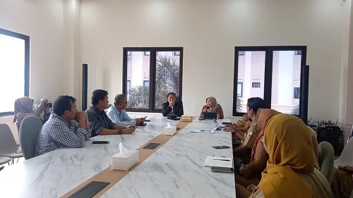 Kolaborasi tersebut dibahas dalam pertemuan antara Rektor Unla dengan Sekda Tuti Ruswati  di Ruang Rapat Sekda, Senin (2/3/2026).Dok-Diskominfosanditik Sumedang