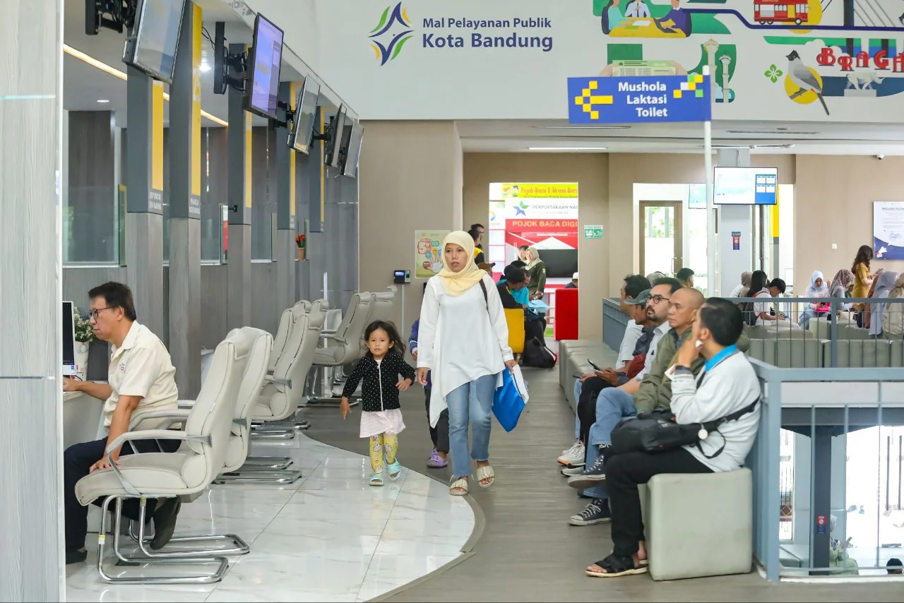DPMPTSP mengumumkan penyesuaian jadwal layanan selama periode cuti bersama dan libur nasional Hari Suci Nyepi Tahun Baru Saka 1948 serta Hari Raya Idulfitri 1447 Hijriah.Dok-Diskominfo Kota Bandung