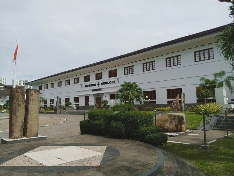 Museum Geologi Bandung