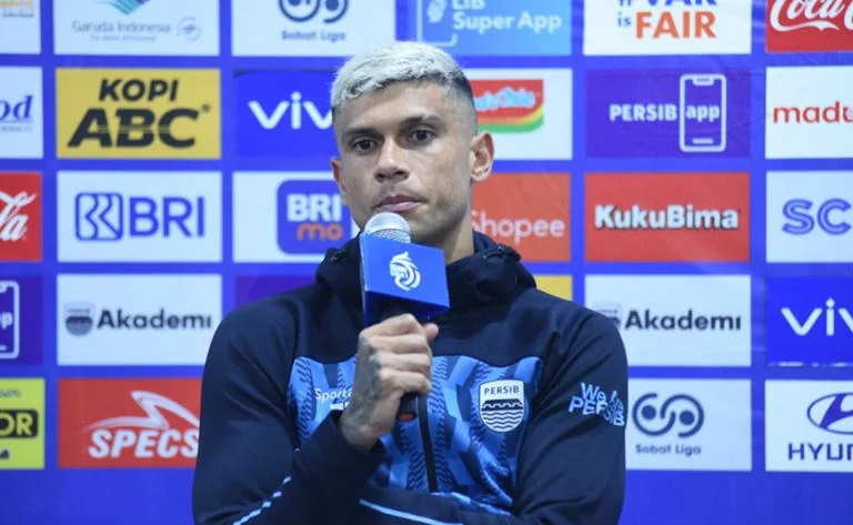 Striker Persib Ciro Alves