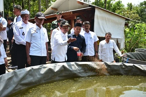 Bupati Dony mengapresiasi langkah Akbar.Ist